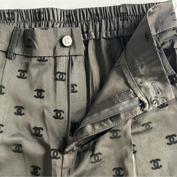 Chic Designer Black Patterned Pants - Picture 5 of 7